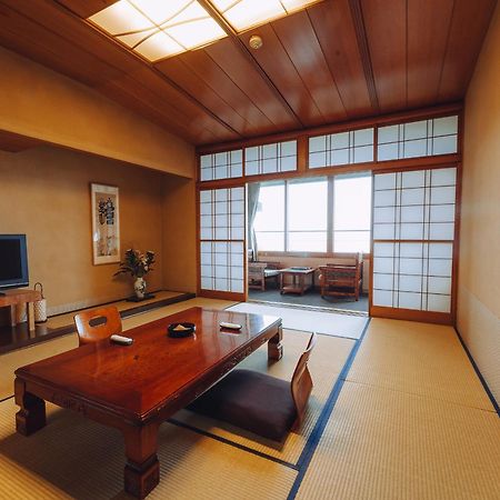 Chigira Jinsentei Hotel Shibukawa Exterior photo